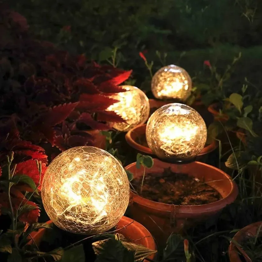 LumiSphere solarna LED svetilka v obliki krogle